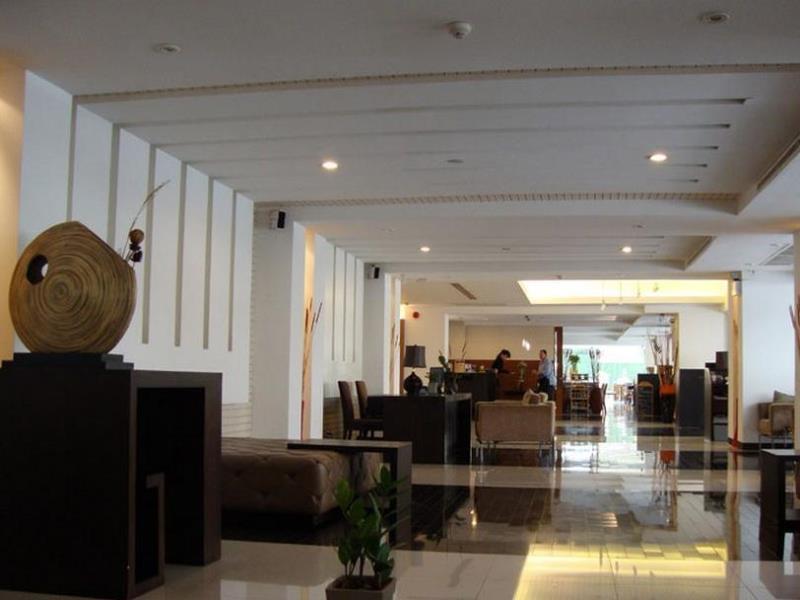 Furamaxclusive Sathorn, Bangkok Otel Dış mekan fotoğraf