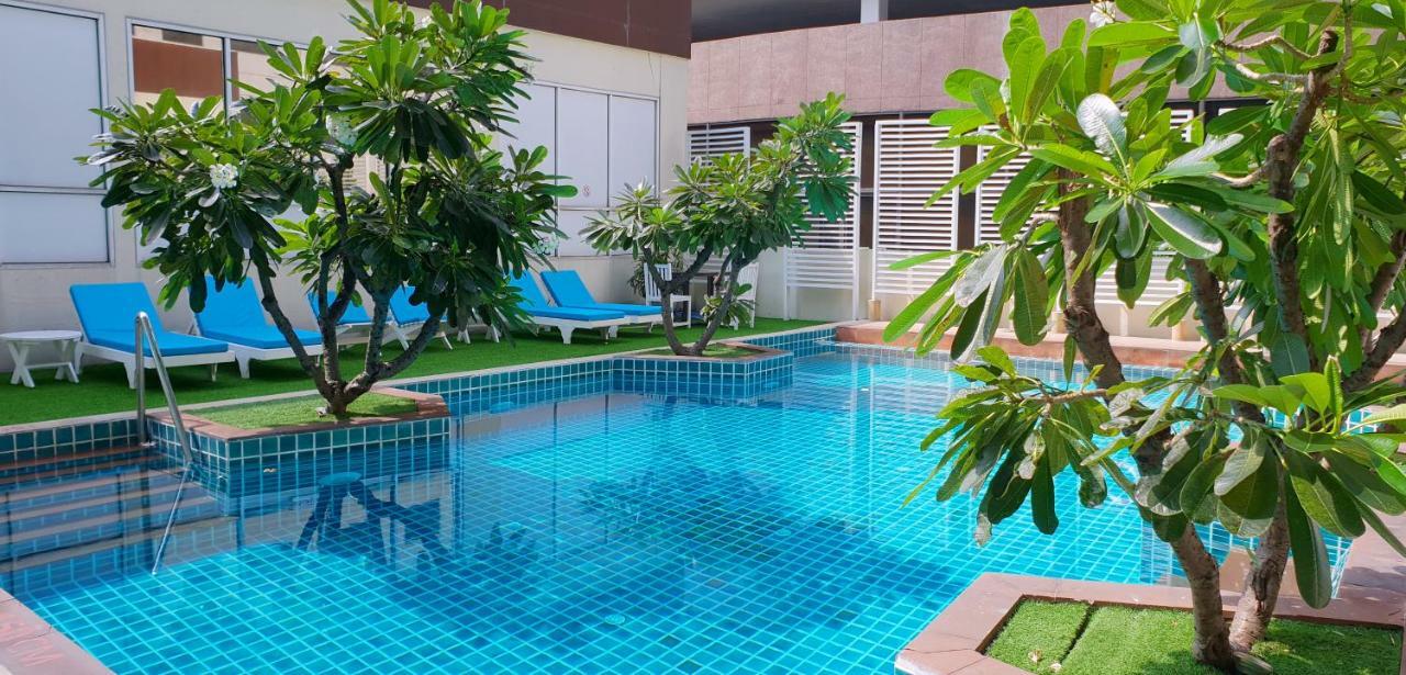 Furamaxclusive Sathorn, Bangkok Otel Dış mekan fotoğraf