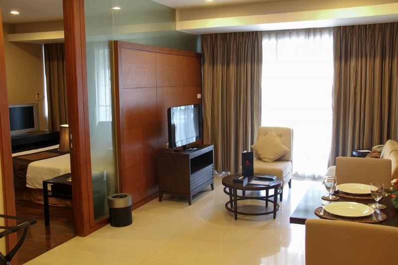 Furamaxclusive Sathorn, Bangkok Otel Dış mekan fotoğraf